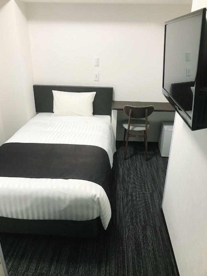 Shinbashi Urban Hotel Токио Экстерьер фото